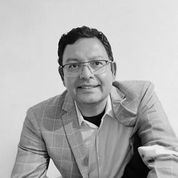 Dr Nilesh D'Crus